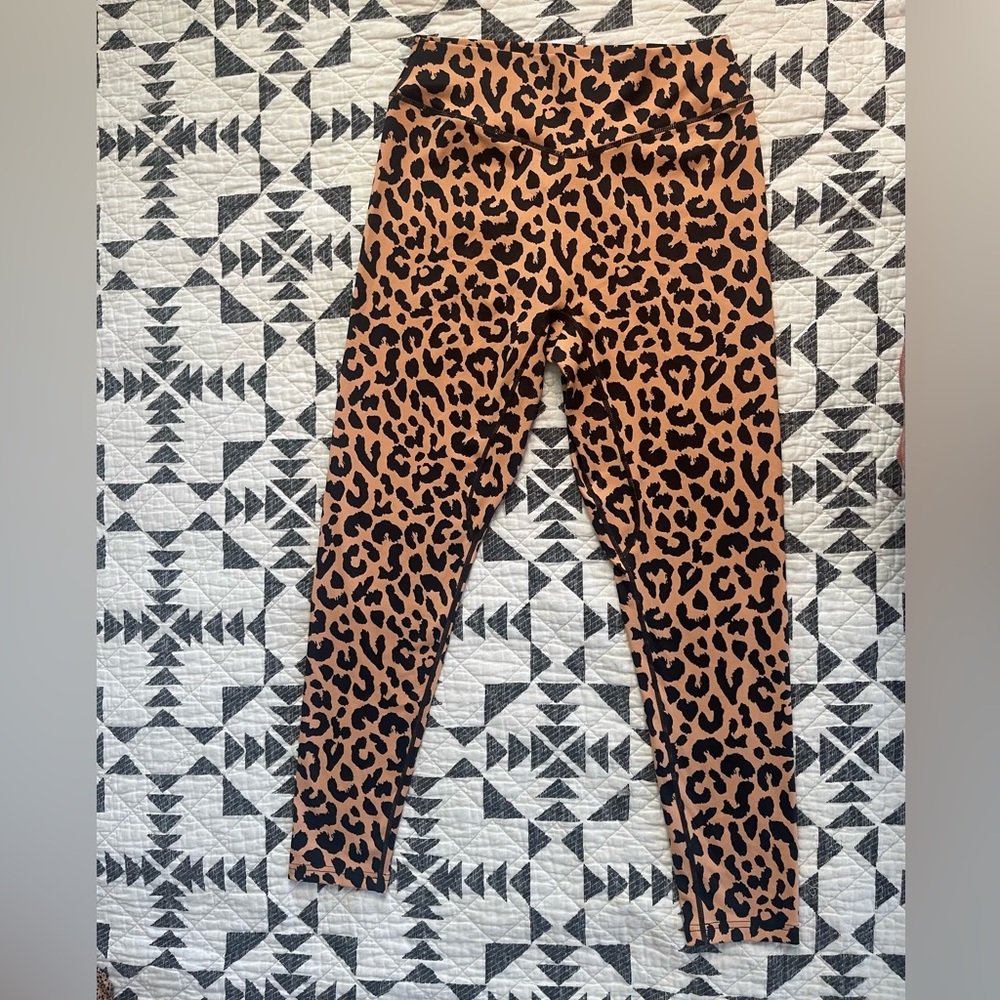 Balance Athletica (now Vitality) NWOT King Cheetah Leggings Size XL